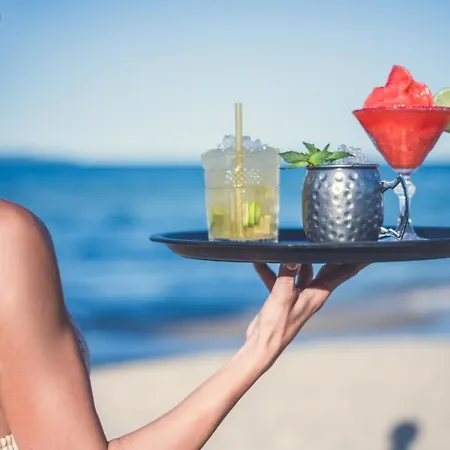 아파트 Oasis Vip Club