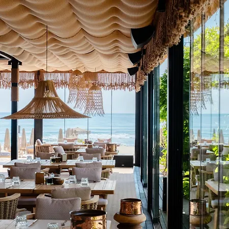 Oasis Vip Club - Настаняване, Ресторант И Плаж * 阳光海滩