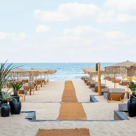 公寓 Oasis Vip Club - Настаняване, Ресторант И Плаж 阳光海滩