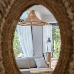 Oasis Vip Club ساني بيتش